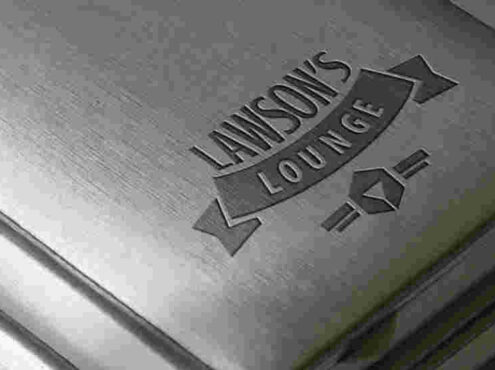 鋼材背景的logo樣機(jī)素材